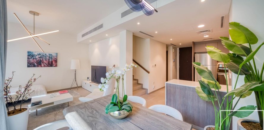 Stadthaus in Tilal Al Ghaf, Dubai, VAE: 3 Schlafzimmer, 200 m2 Nr. 680894