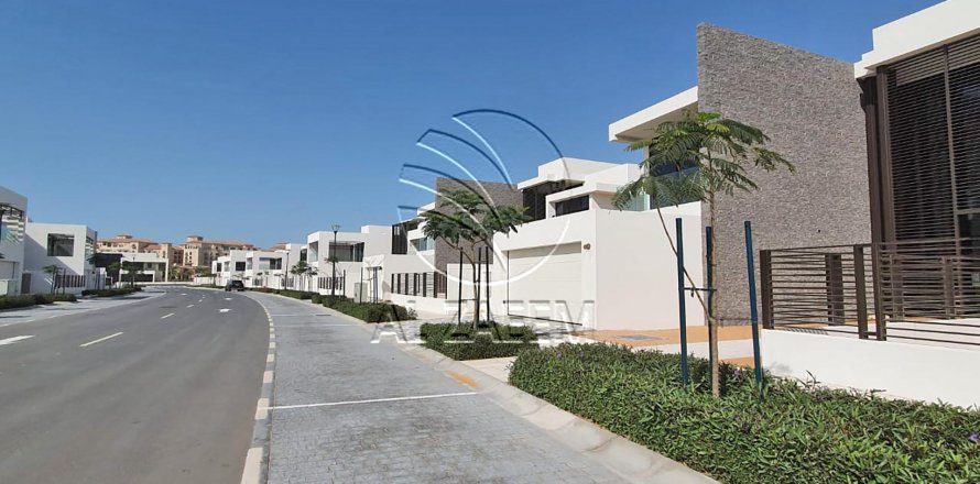 Villa sa Saadiyat Island, Abu Dhabi, UAE 4 silid-tulugan, 917 sq.m. № 615723