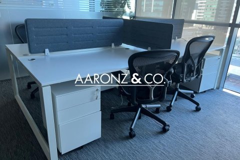 Jumeirah Lake Towers, Dubai, UAE의 임대용 사무실 99제곱미터 번호 693690 - 사진 3