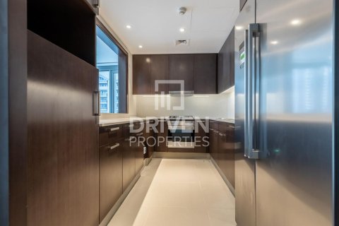 Apartment in Downtown Dubai (Downtown Burj Dubai), UAE 2 bedrooms, 156 sq.m. № 684381 - photo 13