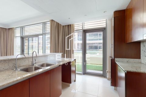 Apartemen di Dubai Hills Estate, Dubai, UEA 3 kamar tidur, 231 m2 nomor 754668 - foto 15