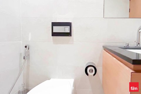 Huoneisto Business Bay, Dubai, Arabiemiraatit 1 makuuhuone, 95 m2 № 691534 - kuva 15