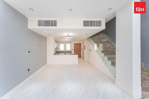Shtëpi në qytet në Dubai, Emiratet e Bashkuara Arabe 2 dhoma gjumi, 101.4 m2. № 632807 - Foto 2