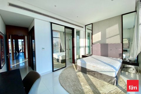 Villa in Dubai, UAE 5 bedrooms, 420.5 sq.m. № 632808 - photo 18