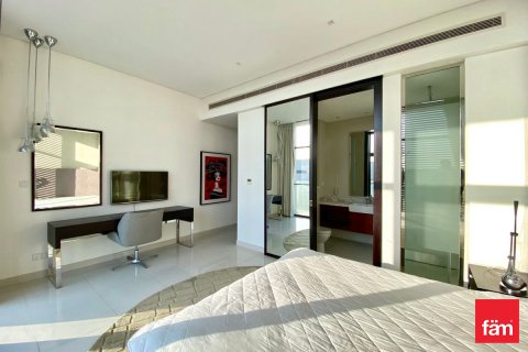 Villa in Dubai, UAE 5 bedrooms, 420.5 sq.m. № 632808 - photo 20