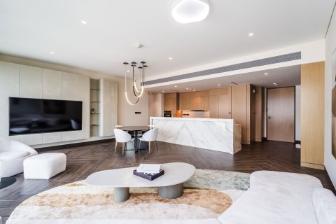 Apartmen di Zabeel, Dubai, UAE 2 bilik tidur, 150 meter persegi № 734119