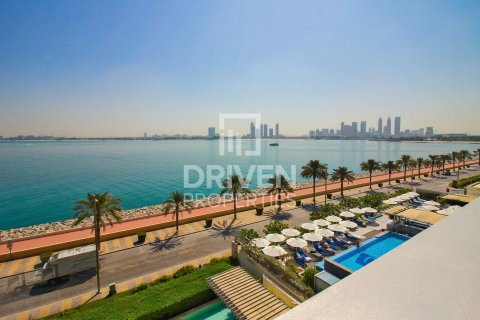 Apartment in Palm Jumeirah, Dubai, UAE 2 bedrooms, 184 sq.m. № 602673 - photo 20