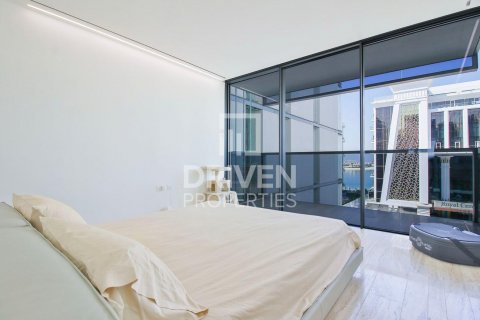 Apartment in Palm Jumeirah, Dubai, UAE 2 bedrooms, 184 sq.m. № 602673 - photo 7