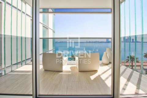Apartment in Palm Jumeirah, Dubai, UAE 2 bedrooms, 184 sq.m. № 602673 - photo 14