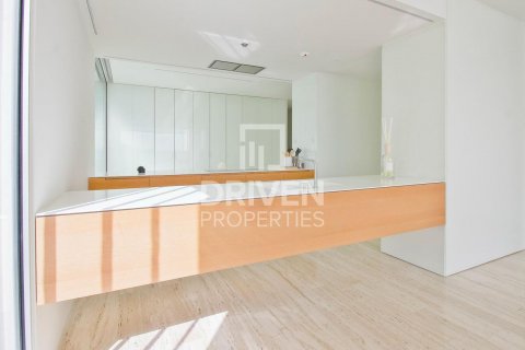 Apartment in Palm Jumeirah, Dubai, UAE 2 bedrooms, 184 sq.m. № 602673 - photo 15