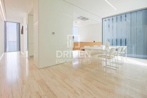 Apartment in Palm Jumeirah, Dubai, UAE 2 bedrooms, 184 sq.m. № 602673 - photo 12