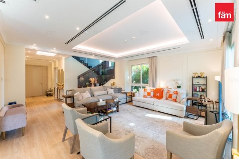 Vila di Al Barsha, Dubai, UEA 3 kamar tidur, 323.5 m2 nomor 710253 - foto 30