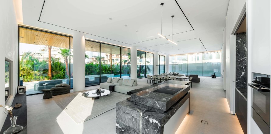 Vilă în Al Wasl, Dubai, EAU 6 dormitoare, 994.3 mp.  №652123