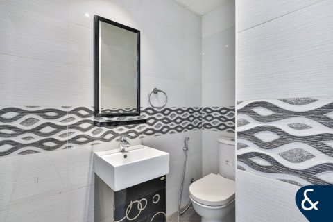 Villa in The Springs, Dubai, UAE 3 bedrooms, 210 sq.m. № 667130 - photo 11