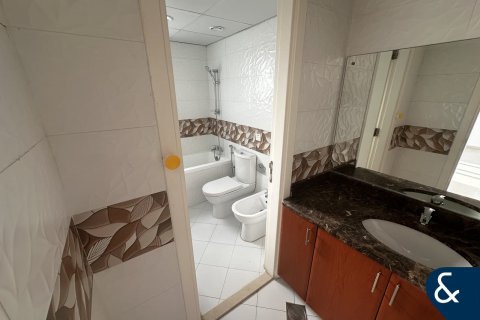 Villa in The Springs, Dubai, UAE 3 bedrooms, 210 sq.m. № 667130 - photo 30