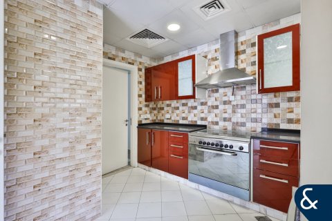 Villa in The Springs, Dubai, UAE 3 bedrooms, 210 sq.m. № 667130 - photo 7