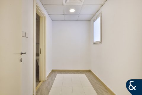 Villa in The Springs, Dubai, UAE 3 bedrooms, 210 sq.m. № 667130 - photo 8