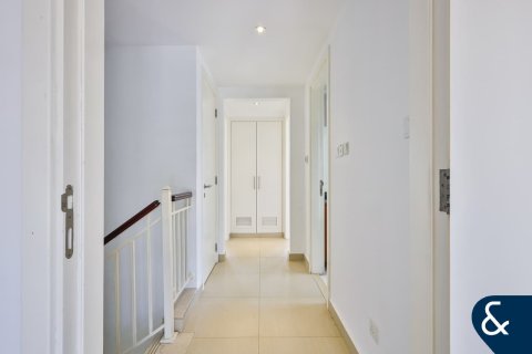 Villa in The Springs, Dubai, UAE 3 bedrooms, 210 sq.m. № 667130 - photo 12