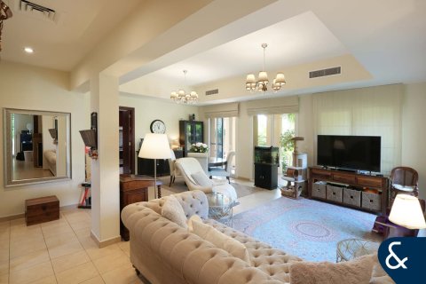 Vila u Arabian Ranches, Dubai, UAE 4 spavaćih soba, 273 m2 Br. 667131 - fotografija 2