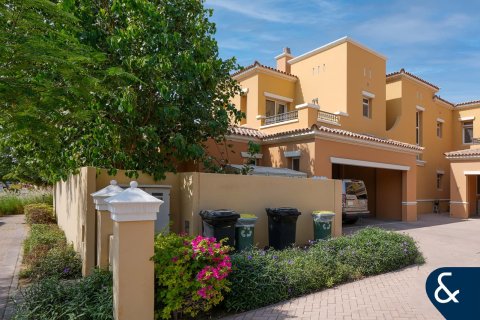 Vila u Arabian Ranches, Dubai, UAE 4 spavaćih soba, 273 m2 Br. 667131 - fotografija 20