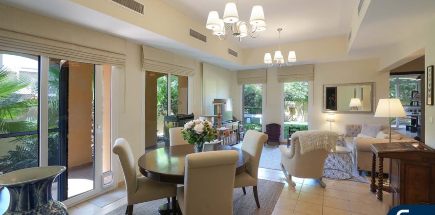 Vila u Arabian Ranches, Dubai, UAE 273 m2, 4 spavaćih soba Br. 667131
