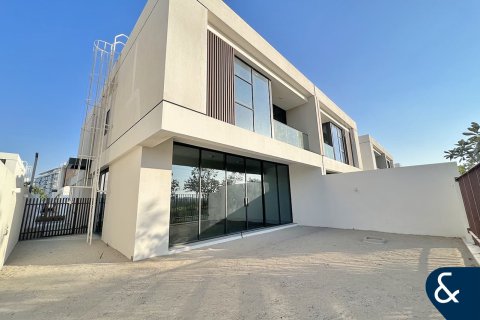 Villa till försäljning i Mohammed Bin Rashid City, Dubai, UAE 4 sovrum, 364 kvm Nr. 667128 - fotografi 1