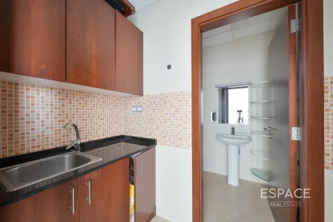 Oficiu de închiriat în Business Bay, Dubai, EAU 118 mp. №650187 - poză 5