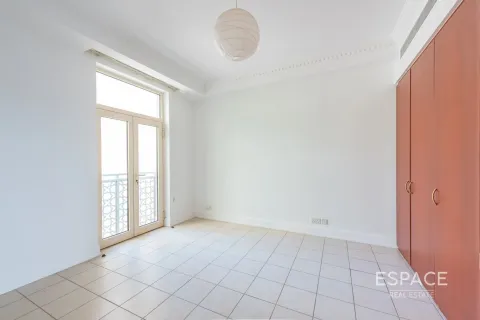 Vilë në Dubai Marina, Emiratet e Bashkuara Arabe 3 dhoma gjumi, 316 m2. № 650189 - Foto 12