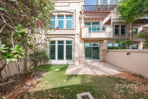 Vilë në Dubai Marina, Emiratet e Bashkuara Arabe 3 dhoma gjumi, 316 m2. № 650189 - Foto 18