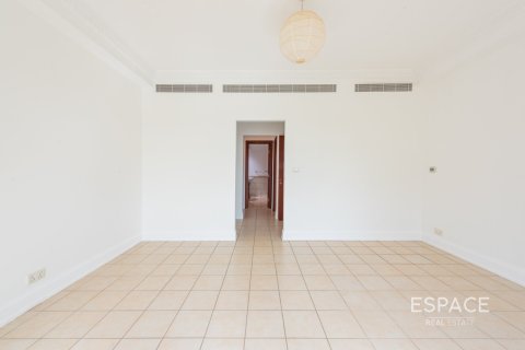 Vilë në Dubai Marina, Emiratet e Bashkuara Arabe 3 dhoma gjumi, 316 m2. № 650189 - Foto 9
