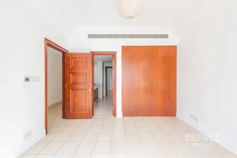 Vilë në Dubai Marina, Emiratet e Bashkuara Arabe 3 dhoma gjumi, 316 m2. № 650189 - Foto 11