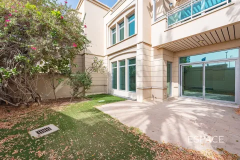 Vilë në Dubai Marina, Emiratet e Bashkuara Arabe 3 dhoma gjumi, 316 m2. № 650189 - Foto 16