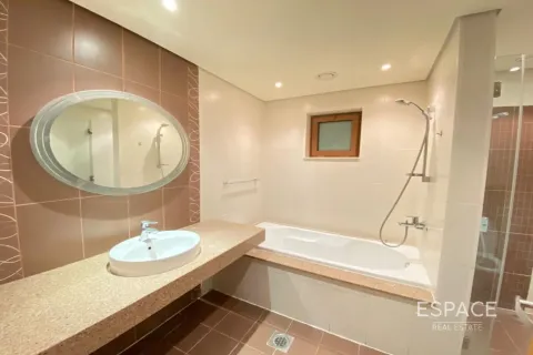 Városi lakóépület itt: Al Furjan, Dubai, EAE, 3 hálószoba, 283 m², azonosító: 650188 - fénykép 9