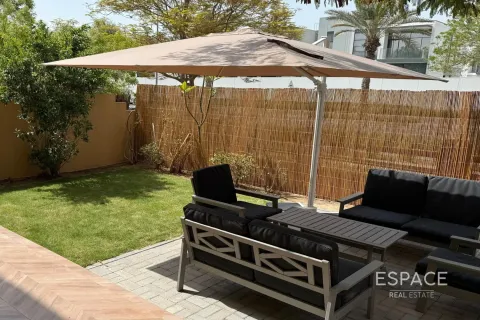 Városi lakóépület itt: Al Furjan, Dubai, EAE, 3 hálószoba, 283 m², azonosító: 650188 - fénykép 4