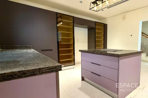 Városi lakóépület itt: Al Furjan, Dubai, EAE, 3 hálószoba, 283 m², azonosító: 650188 - fénykép 3