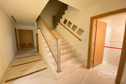 Városi lakóépület itt: Al Furjan, Dubai, EAE, 3 hálószoba, 283 m², azonosító: 650188 - fénykép 7