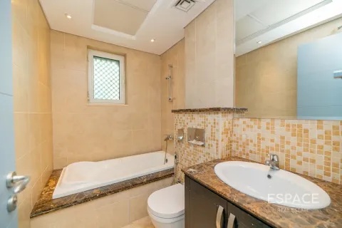 Villa uthyres i Jumeirah Park, Dubai, UAE 3 sovrum, 285 kvm Nr. 650186 - fotografi 14