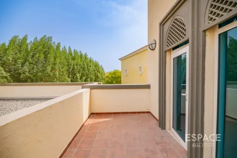 Villa uthyres i Jumeirah Park, Dubai, UAE 3 sovrum, 285 kvm Nr. 650186 - fotografi 17