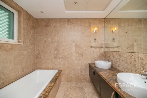Villa uthyres i Jumeirah Park, Dubai, UAE 3 sovrum, 285 kvm Nr. 650186 - fotografi 12