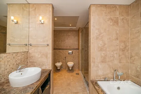 Villa uthyres i Jumeirah Park, Dubai, UAE 3 sovrum, 285 kvm Nr. 650186 - fotografi 8
