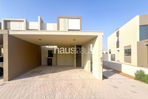 Řadový dům v Dubai Land, Dubai, SAE 4 ložnice, 216 m² Č.: 626016 - fotografie 1