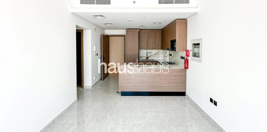 Katusekorter asukohaga Jumeirah Village Circle, Dubai, AÜE: 2 magamistoaga, 102 m² Nr 626048