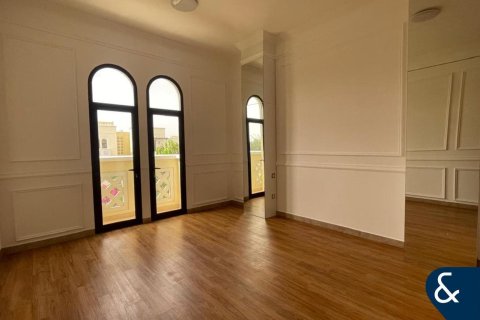 וילה למכירה ב Mudon, Dubai, איחוד האמירויות  4 חדרי שינה, 353 מ"ר, מספר 667677 - תמונה 2