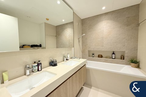 Купить квартиру в Даунтаун Дубай (Даунтаун Бурдж Дубай), ОАЭ 2 спальни, 160м2, № 667168 - фото 10