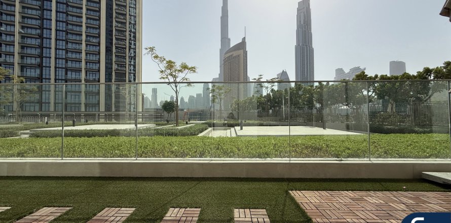 Квартира в Даунтаун Дубай (Даунтаун Бурдж Дубай), ОАЭ 2 спальни, 160м2 № 667168