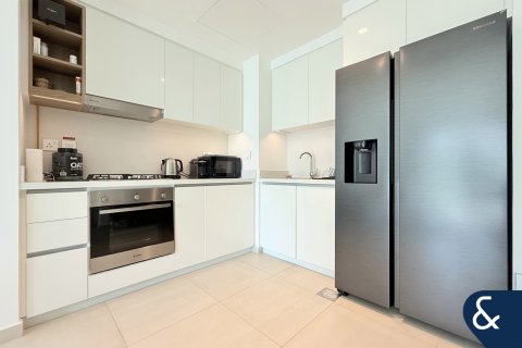 Купить квартиру в Даунтаун Дубай (Даунтаун Бурдж Дубай), ОАЭ 2 спальни, 160м2, № 667168 - фото 4