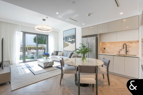 شقة للبيع في Dubai Harbour، دبي، الإمارات العربية المتحدة 3 غرفة نوم ، 184 متر مربع ، رقم 667167 - صورة 1