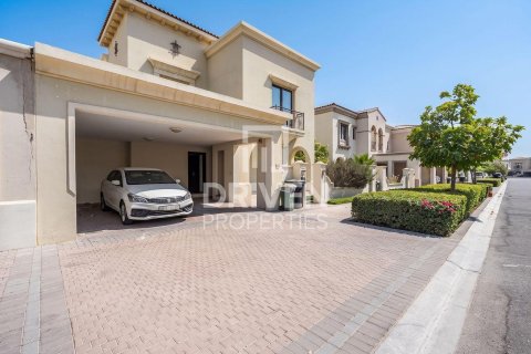 فيلا للإيجار في Arabian Ranches 2، دبي، الإمارات العربية المتحدة 5 غرفة نوم ، 432 متر مربع ، رقم 746688 - صورة 1