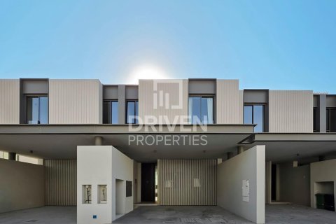 Casa urbana para arrendamento em Nadd Al Sheba, Dubai, EAU 3 quartos, 187.29 m2 № 746686 - foto 13