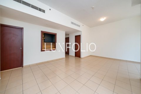 Apartment in Jumeirah Beach Residence, Dubai, UAE 2 bedrooms, 131 sq.m. № 628177 - photo 1